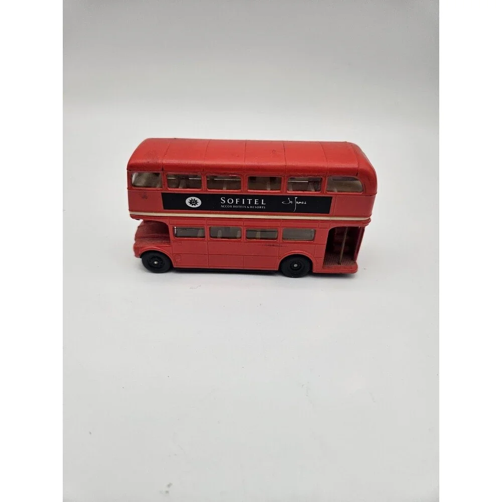 Oxford Diecast 1:148 Routemaster Bus London Collectable model